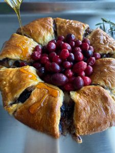 drizzle honey over wreath